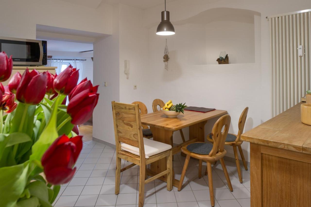 Ferienwohnung "Schmuckstueck Am Tor" Meersburg Buitenkant foto